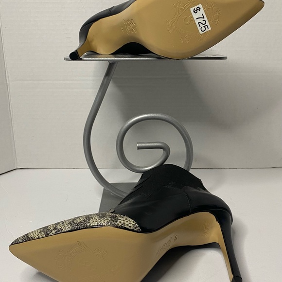 Francesco Sacco black ankle boot with reptile design on the toe - Picture 3 of 6